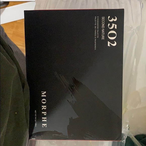 3502 morphe eyeshadow pallet - Picture 3 of 5